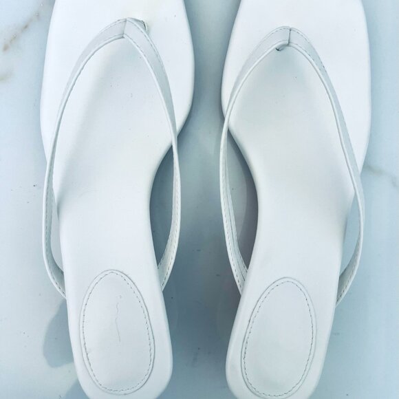 Lehoor WHITE Kitten Heels Flip-Flops Mules Thongs Square Open Toe Sandals, 8.5 - Picture 9 of 10